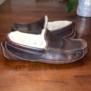 UGG Men’s Ascot Brown Leather Slippers